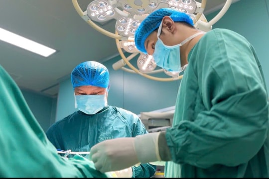 Điểm chuẩn ĐH Y Hà Nội: Tâm lý học 28,7 điểm, Y học dự phòng chỉ 17