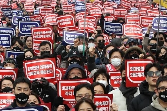 Sinh viên y khoa Hàn Quốc sắp trở lại trường sau hơn một năm biểu tình