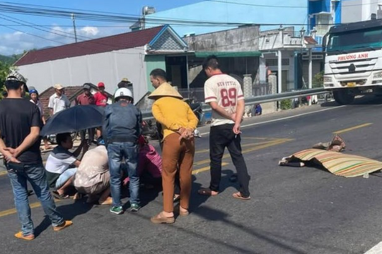 Gia Lai: Thiếu niên tử vong sau va chạm với xe trộn bê tông