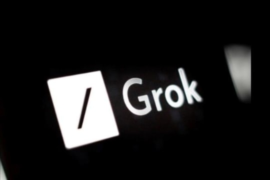 xAI xin lỗi vì các bài đăng xúc phạm của chatbot Grok