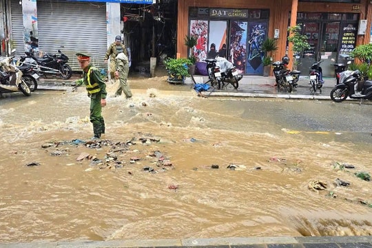Lào Cai: Khẩn trương di dời người dân khỏi vùng có nguy cơ sạt lở