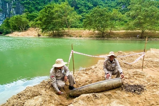 Di dời thành công quả bom nặng 227kg ở gần cửa động Phong Nha