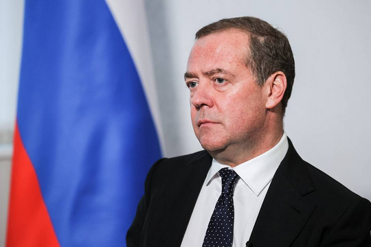 Ông Dmitry Medvedev phản bác lại 'tối hậu thư' của Tổng thống Mỹ