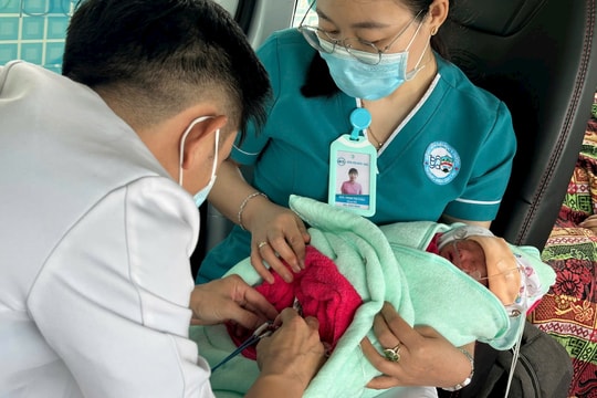 Gia Lai: Cứu sống em bé người Lào sinh non trong tình trạng nguy kịch