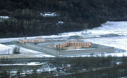 Ý cân nhắc thả 10.000 tù nhân nhằm giảm tình trạng quá tải nhà giam