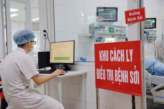 62 tuổi mắc sởi nguy kịch: “Tôi không nghĩ mình sẽ nhiễm bệnh này”