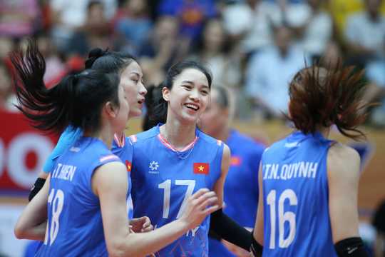 Tuyển nữ Việt Nam vào bán kết giải bóng chuyền quốc tế Thượng Hải