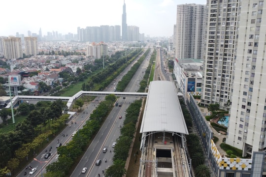 Thị trường BĐS quý II/2025: 'Đói' căn hộ ở TP.HCM – Văn phòng, bán lẻ vẫn là điểm sáng tại Hà Nội