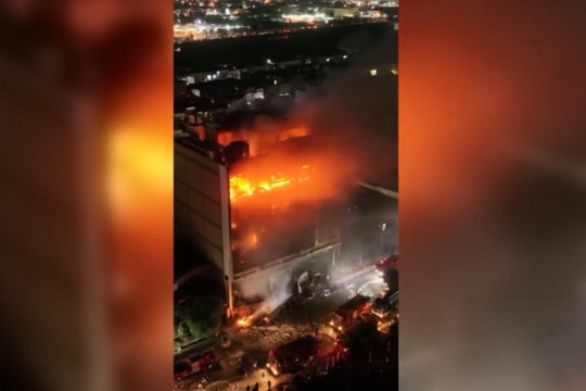 Cháy trung tâm thương mại Iraq: ít nhất 61 người chết, nhiều người mất tích