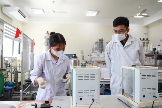 Đại học Quốc gia Hà Nội công bố điểm sàn 2025: Thấp nhất 19 điểm, ngành top lên tới 24 điểm