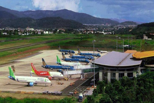 Cấp thiết sửa chữa toàn diện đường băng cảng hàng không Liên Khương