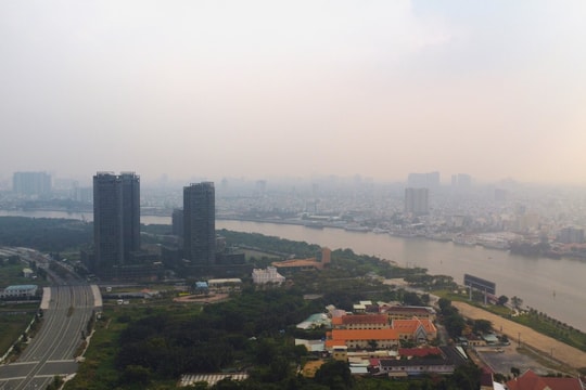 Nhà ở đô thị: Từ cuộc khủng hoảng toàn cầu đến bài toán đầu tư dài hạn ở Việt Nam