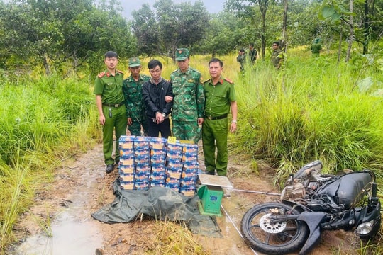 Gia Lai: Bắt giữ đối tượng vận chuyển 200 kg pháo nổ từ Campuchia về bán kiếm lời