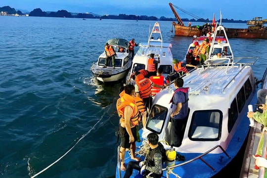 Vụ đắm tàu du lịch trên Vịnh Hạ Long: Đã có 13 người thiệt mạng