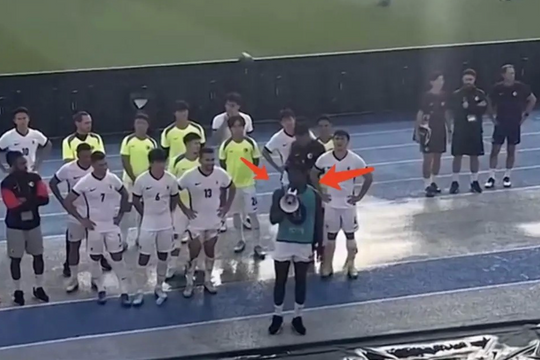 Cầu thủ nhập tịch của Hồng Kông bị chấm dứt hợp đồng sau phát ngôn xúc phạm