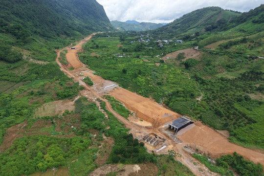 Sớm đầu tư xây dựng tuyến cao tốc Mộc Châu - TP Sơn La