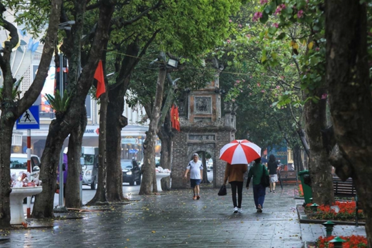 Hà Nội yêu cầu doanh nghiệp lữ hành tạm dừng tour đến khu vực có bão