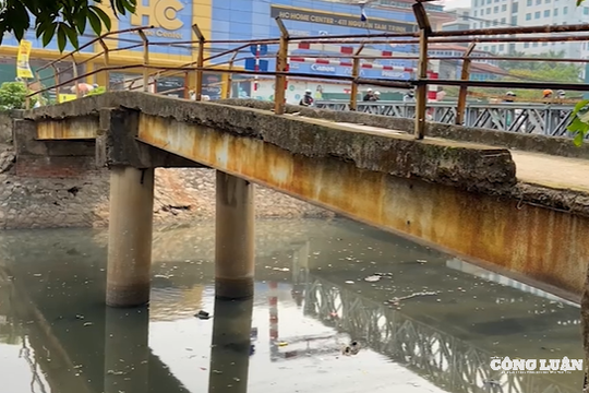 Hà Nội giám sát, đốc thúc thay thế hàng trăm cầu yếu, cầu tạm