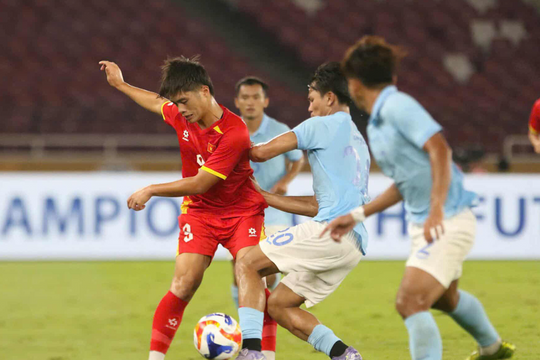 Đình Bắc tỏa sáng, U23 Việt Nam vào bán kết U23 Đông Nam Á 2025