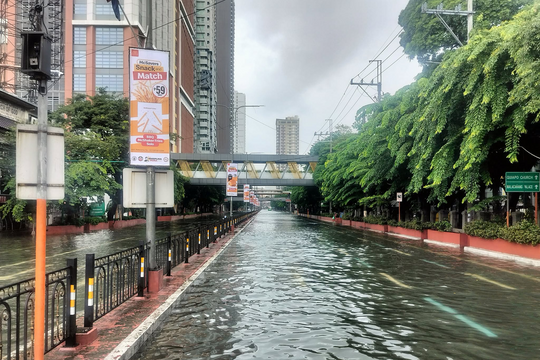 Ngập lụt nghiêm trọng sau bão Wipha ở Philippines, hơn 48.000 người phải sơ tán