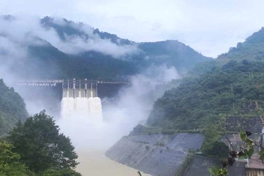 Thủy điện Bản Vẽ cắt giảm 74% lưu lượng đỉnh lũ do ảnh hưởng của cơn bão số 3
