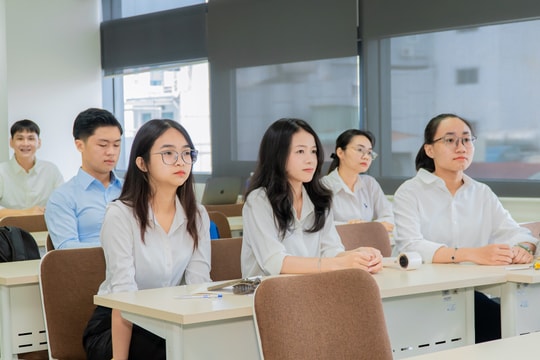 Gần 100 trường đại học công bố điểm sàn xét tuyển 2025