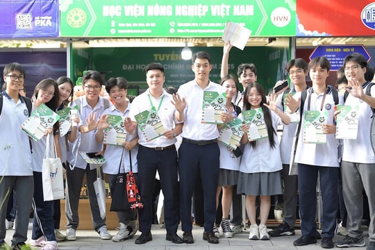 Xét tuyển đại học 2025: Nhiều thay đổi lớn, thí sinh cần cẩn trọng với cách sắp xếp nguyện vọng