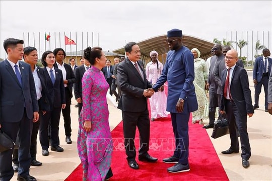 Chủ tịch Quốc hội Trần Thanh Mẫn kết thúc tốt đẹp chuyến thăm chính thức Senegal