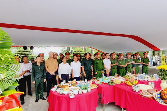 Trung ương Hội Cựu TNXP Việt Nam tri ân liệt sĩ, lan tỏa tinh thần đồng đội tại Quảng Trị