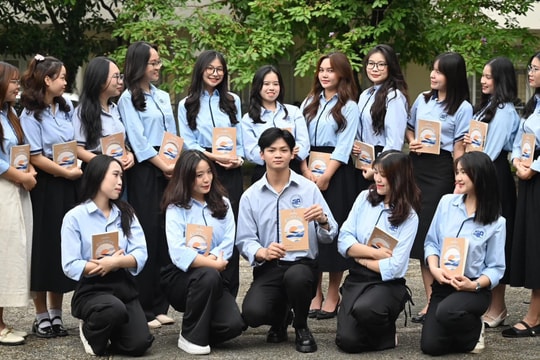 2 ngành có điểm chuẩn liên tục tăng, chạm ngưỡng 30