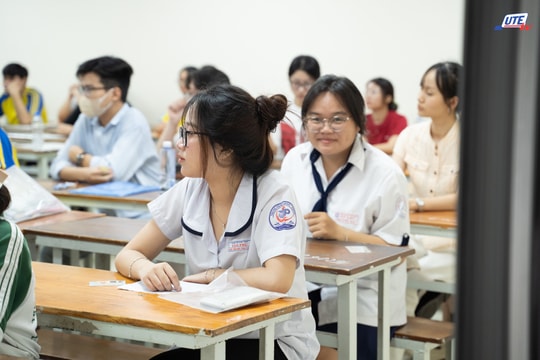 Giáo viên Tin học, Công nghệ ‘ngồi không’ nửa số tiết vì chương trình mới