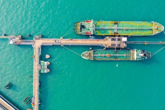 Mỹ ngừng xuất khẩu năng lượng sang Trung Quốc trước thềm đàm phán