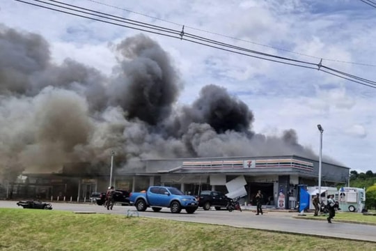 Đụng độ biên giới Thái Lan - Campuchia kéo sang ngày thứ ba bất chấp kêu gọi ngừng bắn