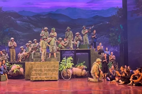 Vở chèo 'Đại tướng Võ Nguyên Giáp' trở lại trên sóng truyền hình