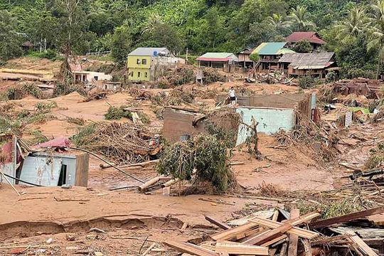 Học sinh vùng lũ Nghệ An sẽ tựu trường tại nhà văn hóa