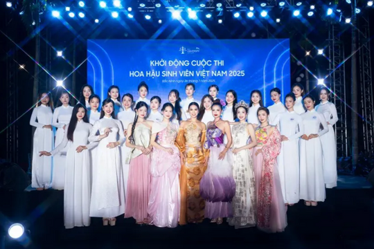 Ban tổ chức Hoa hậu Sinh viên Việt Nam phản hồi vụ mời HLV chưa có bằng đại học