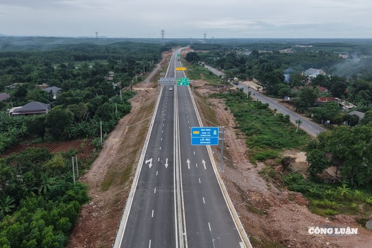 Phấn đấu khai thác cao tốc Vạn Ninh - Cam Lộ dịp 19/8