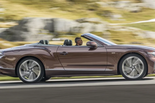 Bentley dùng loại gỗ nào để tạo nên đẳng cấp?