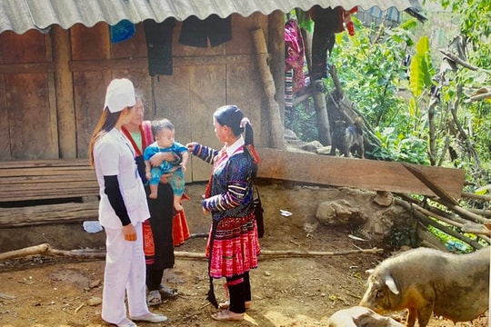 Nhân viên y tế thôn bản sẽ bắt buộc phải có chuyên môn gì?