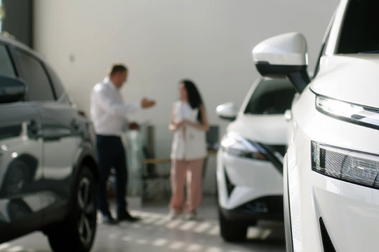 Nên mua xe điện ngay hay chờ công nghệ tiến xa hơn?