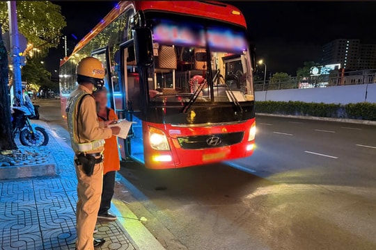 TP HCM phạt hơn 1.000 phương tiện kinh doanh vận tải vi phạm