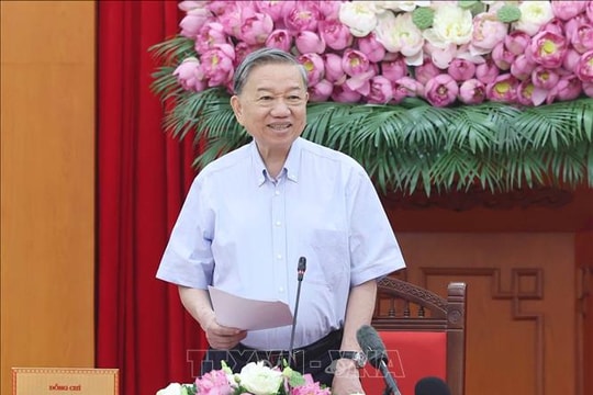 Tiếp tục chủ động rà soát, hoàn thiện dự thảo các văn kiện Đại hội XIV của Đảng