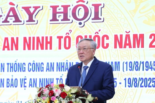 Giữ gìn an ninh, trật tự ở cơ sở là bảo vệ bình yên cho cuộc sống của chính mình và người thân