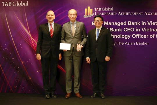 Techcombank được vinh danh 3 giải thưởng xuất sắc từ The Asian Banker