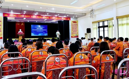 Công ty Nhiệt điện Uông Bí: Sơ kết 6 tháng đầu năm về Mạng lưới An toàn vệ sinh viên