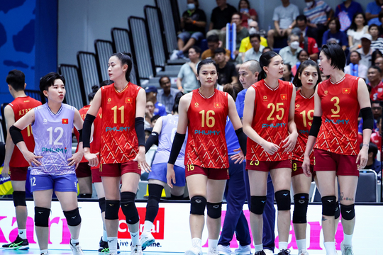 Đội tuyển bóng chuyền nữ Việt Nam thắng trận ra quân SEA V.League
