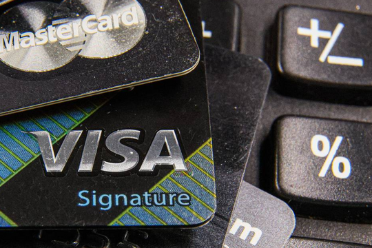 Nga cân nhắc chấm dứt dịch vụ thẻ Visa, Mastercard