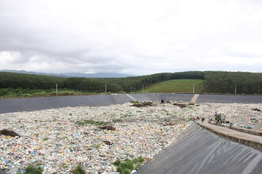 Quảng Ngãi chỉ đạo làm rõ khu xử lý rác vừa đưa vào vận hành đã hỏng