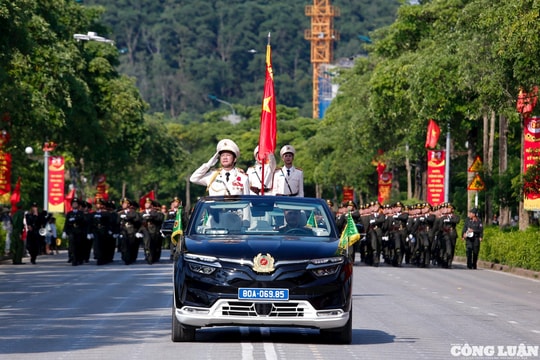 Cận cảnh hợp luyện diễu binh của lực lượng Công an nhân dân tại Hòa Lạc