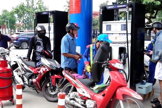 Hà Nội thí điểm xăng E10: Người dân ủng hộ nhưng vẫn dè dặt